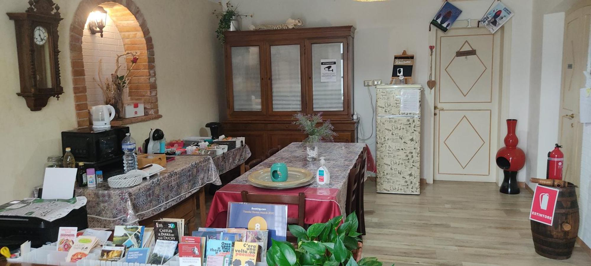 Elizabeth B&B Lentigione ภายนอก รูปภาพ